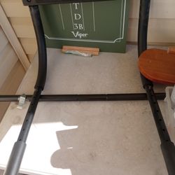 Pull Up Bar