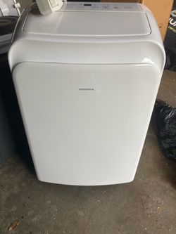 Insignia Portable Air Conditioner 7,000 BTU
