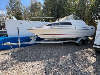 1993 Bayliner 22’ Cuddy Cabin with Galvanized Trailer Cheap