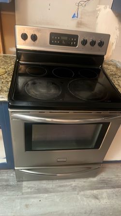Frigidaire stainless steel Electric Stove