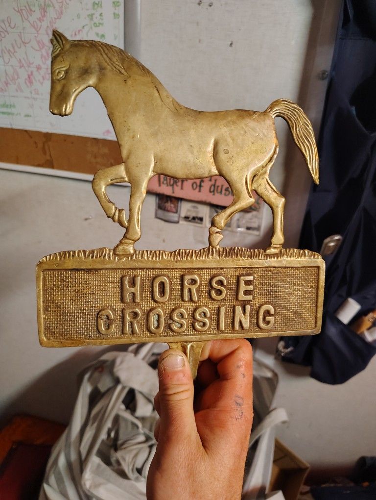 Horse Crossing Sign