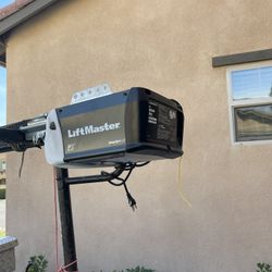 Garage door Opener 