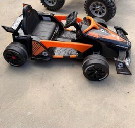 24V Upgraded McLaren F1 Kids Ride-On Car – Dual Motor – Charger Included