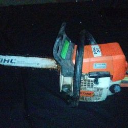 Stihl 021 Chainsaw 