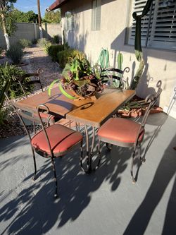 Set of 2 tables & 8 chairs