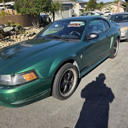 2000 Ford Mustang