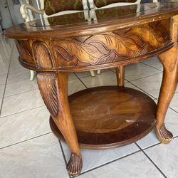 Antique Table/ Mesita De Centro