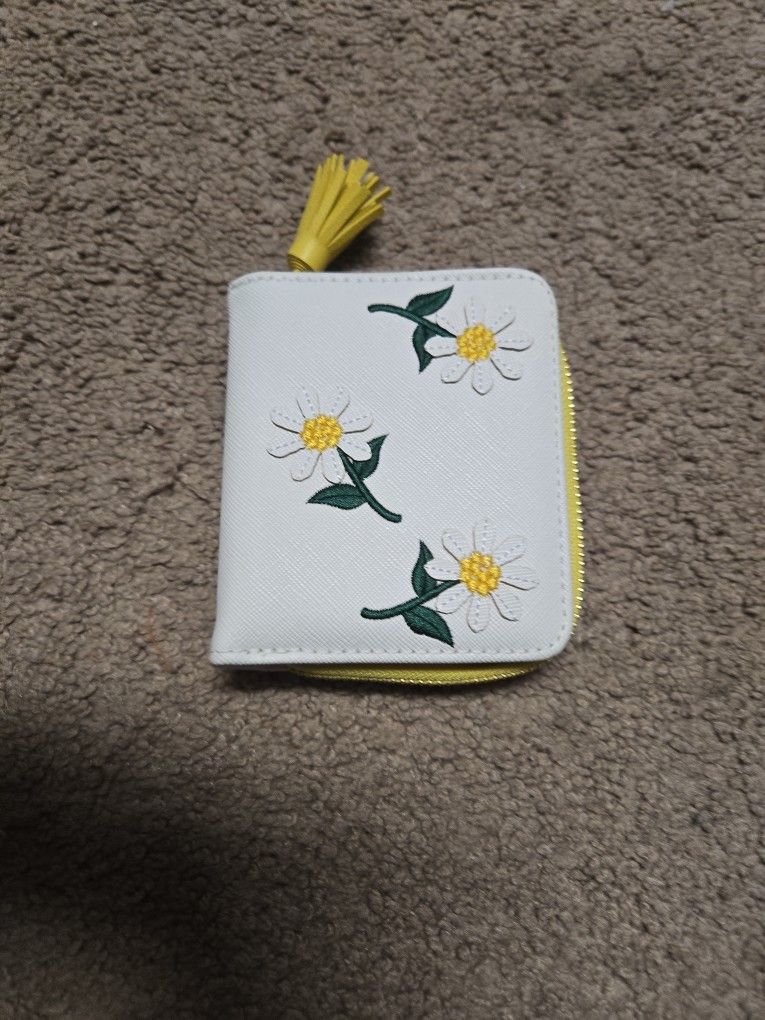 Flower Wallet White And Yellow