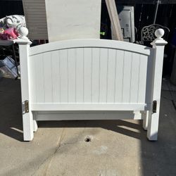 Pottery Barn Kid Bed Frame  (Full) 