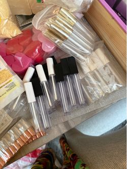 DYI Lipgloss, soap, candle accessories