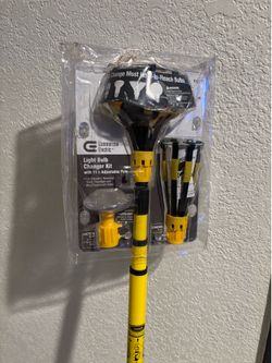 Light Bulb Changer Pole