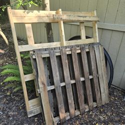 FREE Pallets 