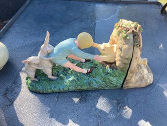 Vintage Classic Winnie the Pooh Stuck in Rabbit Hole Bookends Set