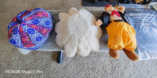 2- hats and a Whimpy doll deal