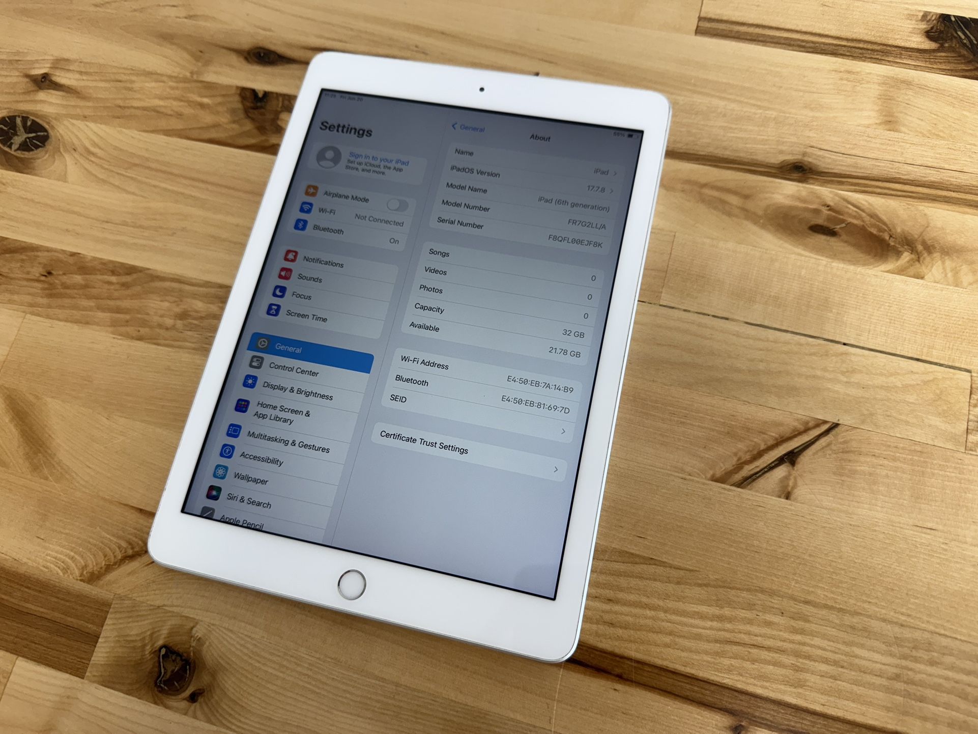 Apple iPad 6th Gen