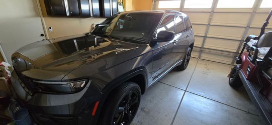 2023 Jeep Grand Cherokee