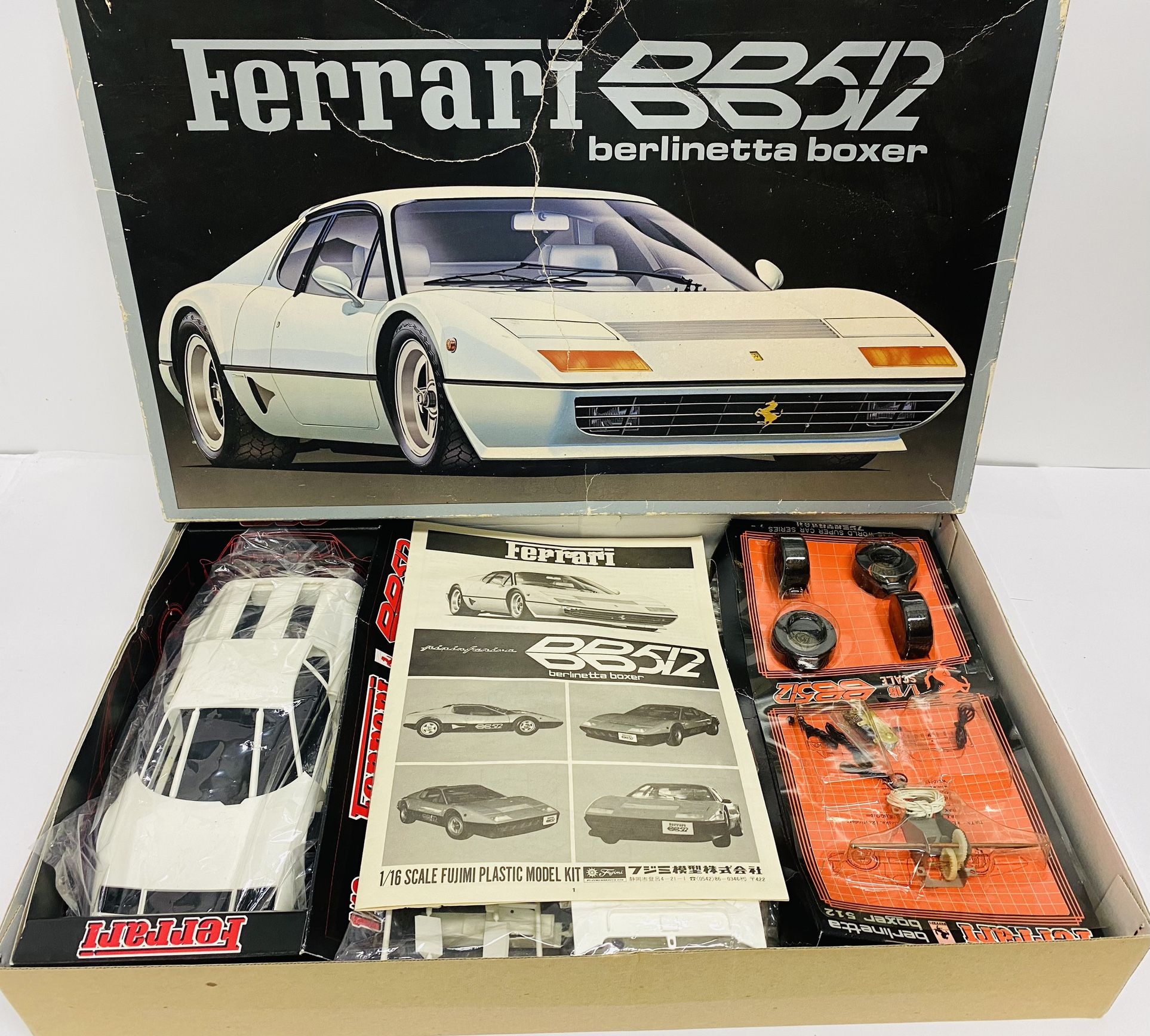 Rare Vintage Estate Sale Find Fujimi Ferrari BB512 Berlinetta Boxer 1/16 Scale Model Kit