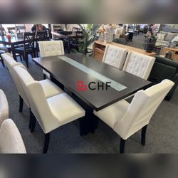Beautiful Dining Table Set With 6 Chairs 