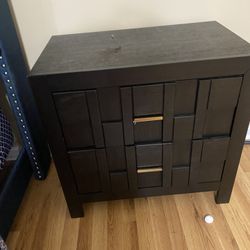 Dresser With 2 Night Stand 