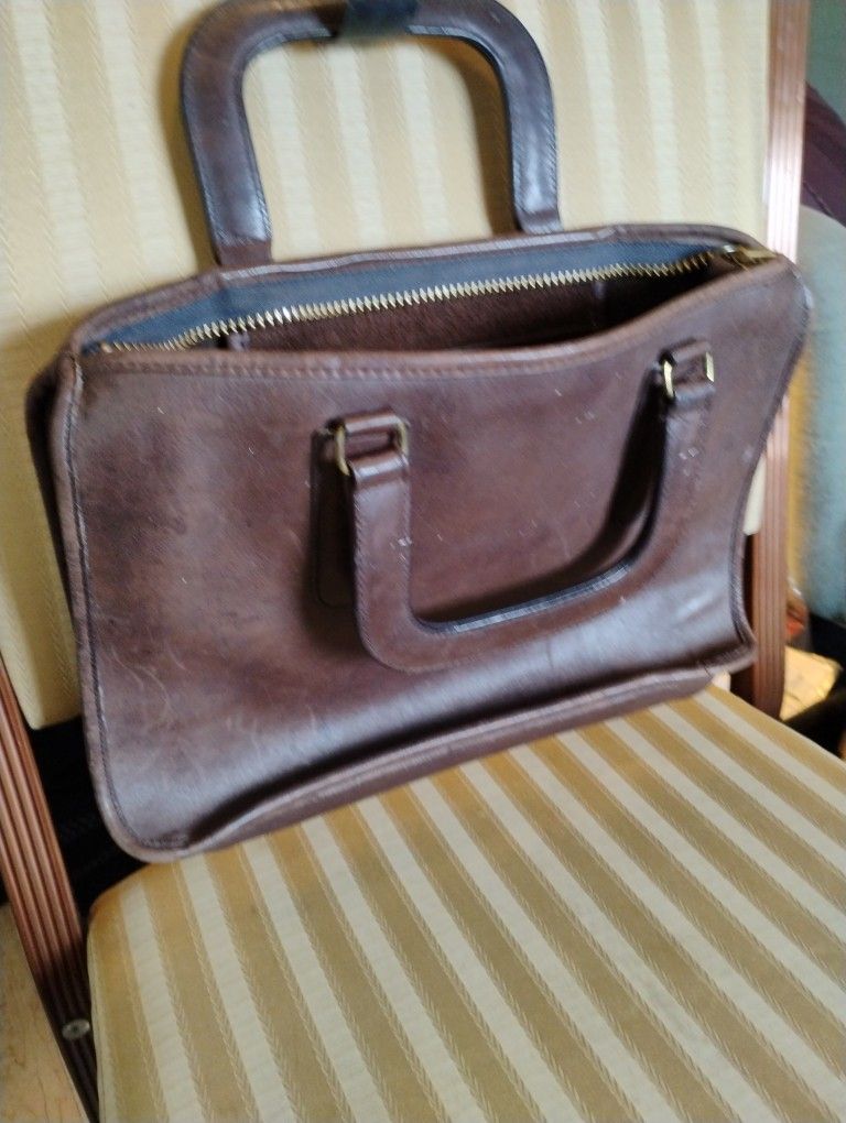 Vintag Original Coach Bbag it's Not A Fake