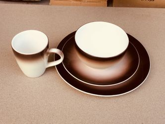 Alcove dishwasher microwave safe dish set