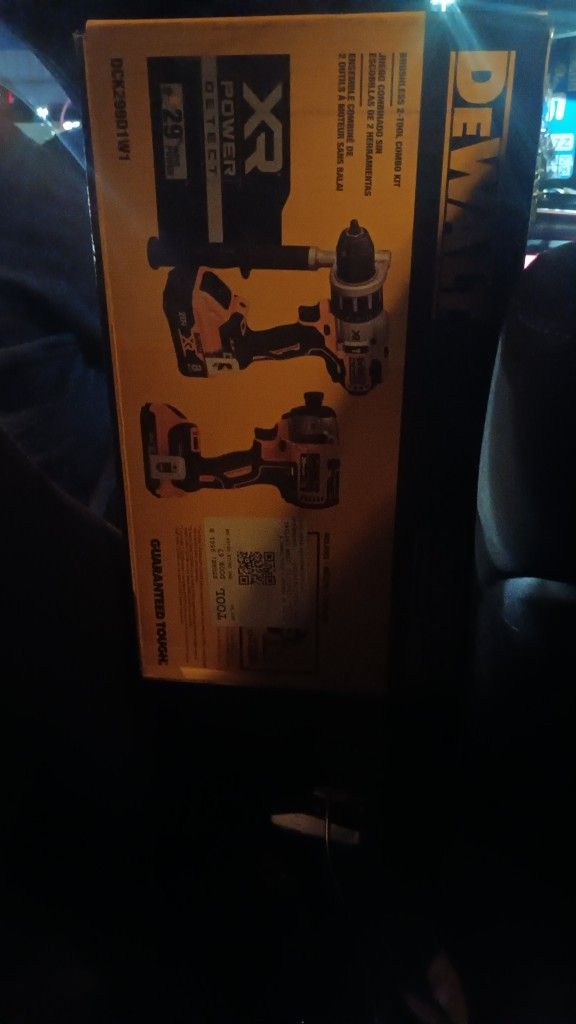 DCK299D1W1 Brushless Two Tool Combo Kit