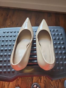 Calvin Klein Pointed toe shoes