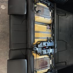 2015 Chevrolet Tahoe, Denali, Suburban Third Row power folding.