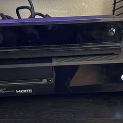 Xbox One With Kinect