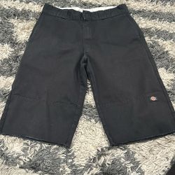 Dickies Black Cut Offs, Size 30? (missing tag)