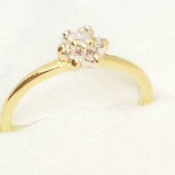 10k Diamond Floral Cluster Engagement Ring