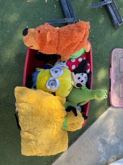 Mixed Lot of Stuffed Animal Plush Toys