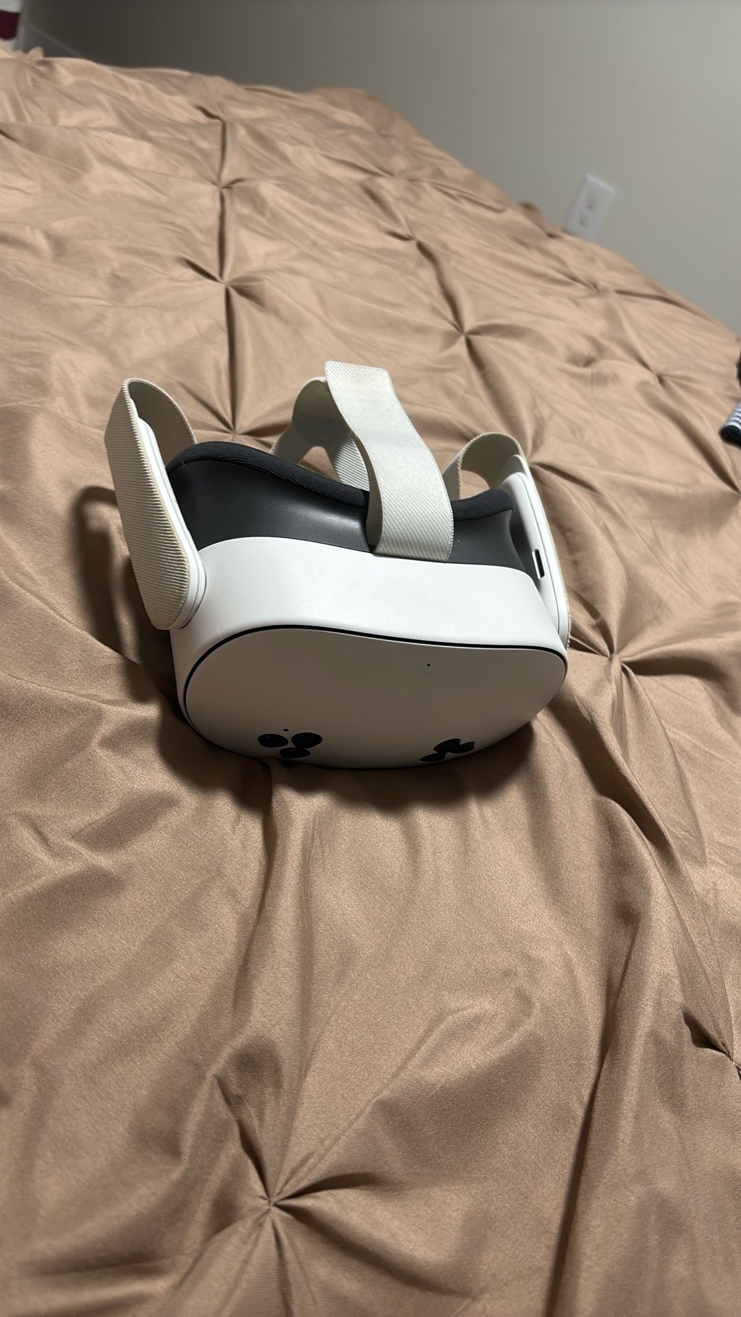 Meta Quest 3s for Sale ONLY HEADSET (no Charger Included But Works Very Well With Any USB-C Charger)