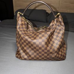 Louis Vuitton Purse 