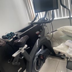 Exercise bike equipment schwin