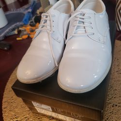 Boys White Dress Shoes