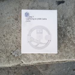 iPhone Lightning To uSB Cable