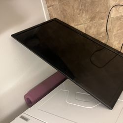 42inch Flat Screen Tv With Controller Great Condition