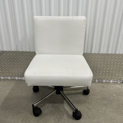 Pedicure Technician Stools (9 Stools)