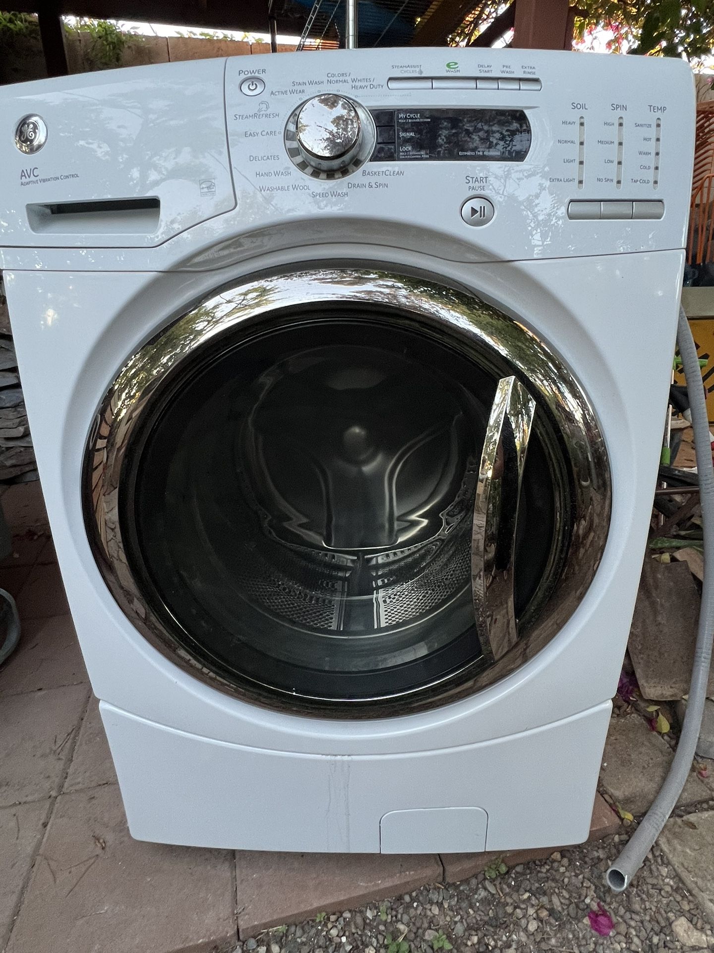 GE frontload washer with Steam