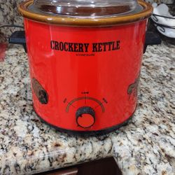 20$ Slow Pot Cooker 