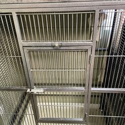 Extra Large Prevue Pet Products Signature Select Series Wrought Iron Bird Cage in Black