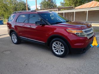 2014 Ford Explorer Flex Fuel AWD!