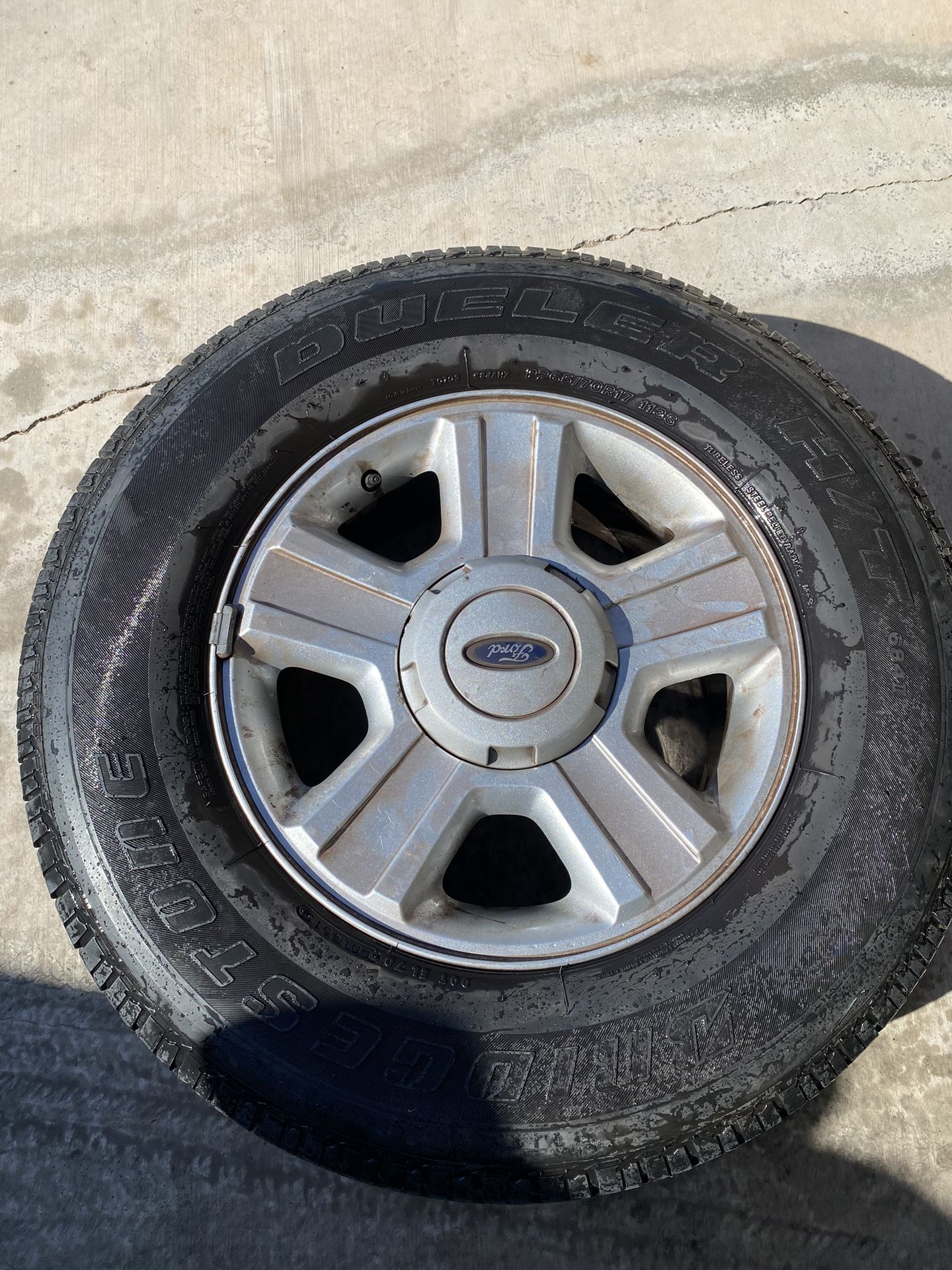 Size P265/70R17  For Ford  Car