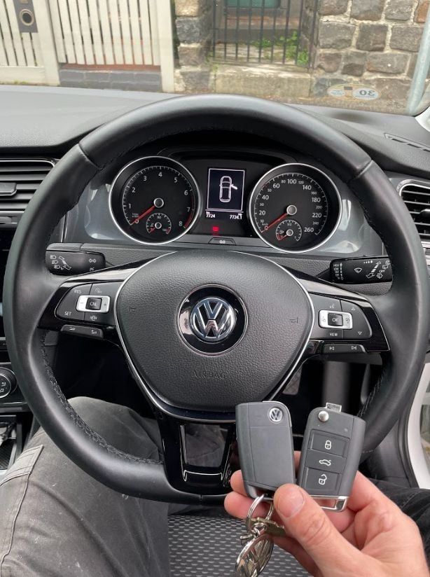Volkswagen key fob Volkswagen Passat key fob Volkswagen Tiguan key fob Volkswagen Golf Key fob Volkswagen key