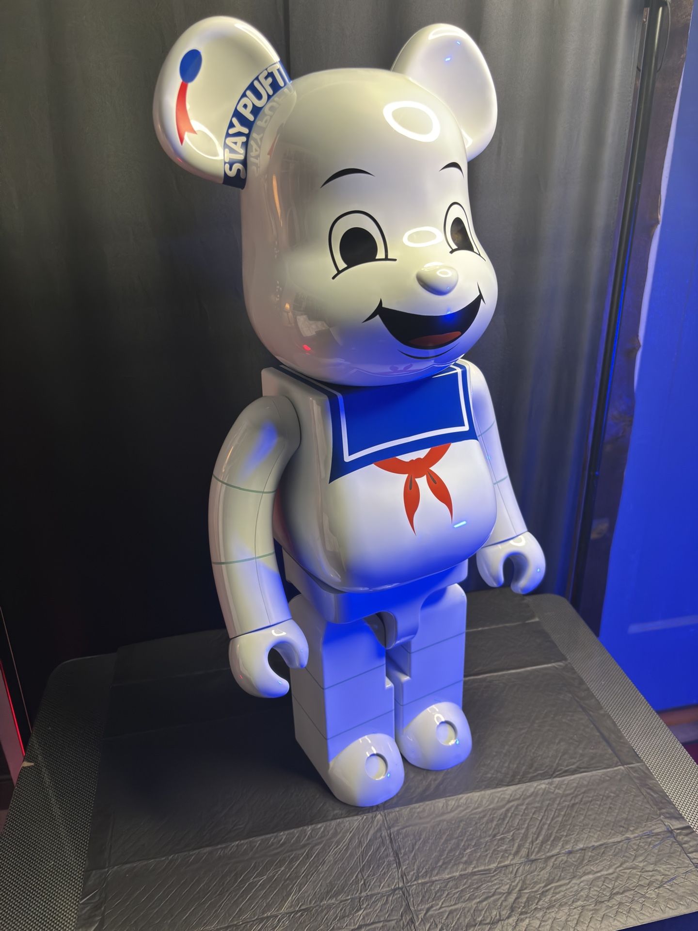 Bearbrick Stay Puft Marshmallow Man 1000%White Chrome Ver. Medicom