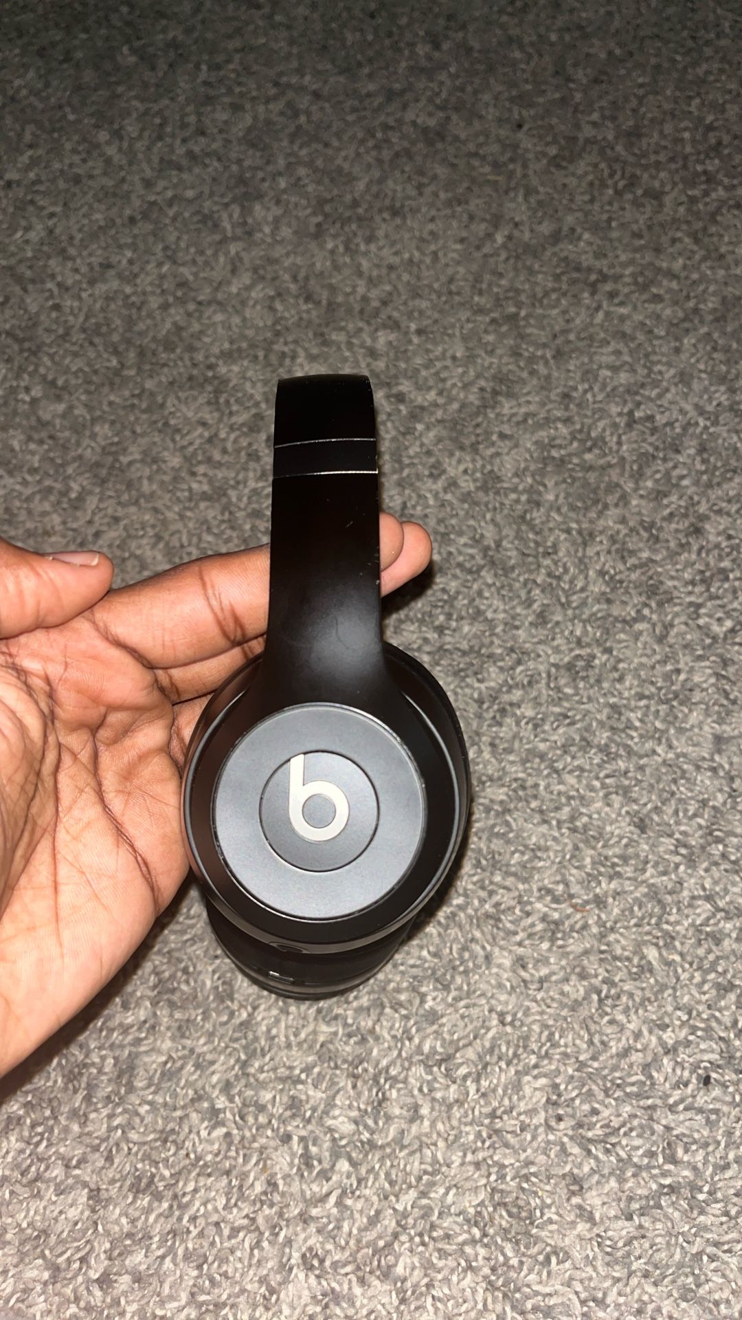 Beats Solo 4