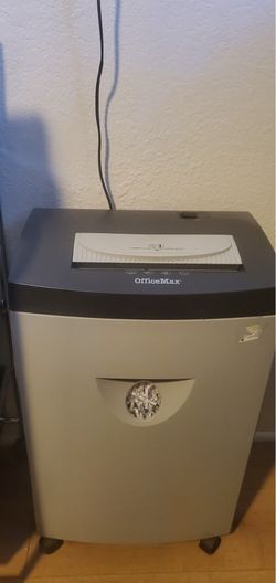 OfficeMax paper shredder