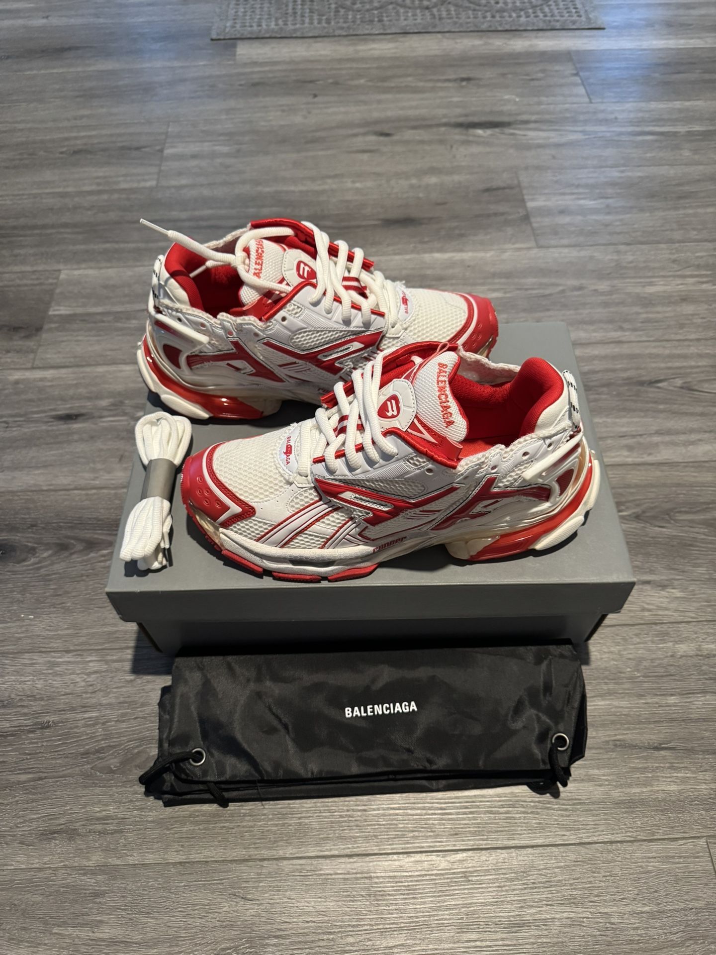 Balenciaga runners white/red