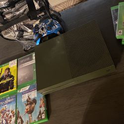 Xbox One S Navy Green